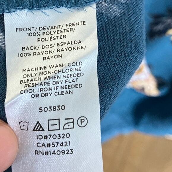 LOFT Womens Tank Top Blue White Floral Petite Crew Neck Keyhole Back XXSP - Picture 7 of 12